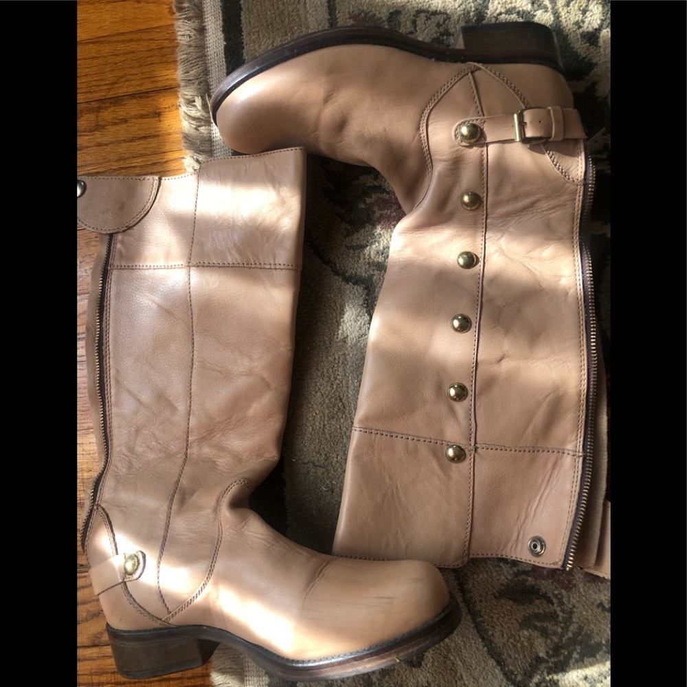 Jessica Simpson Olster boots